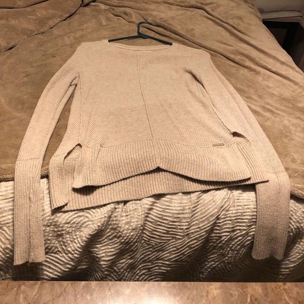 Abercrombie & Fitch brown sweater